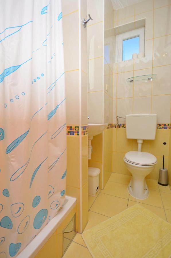 Apartments And Rooms Mare Vodice Exterior foto